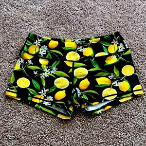 Savage Barbell Booty Shorts (Lemons) Sz L